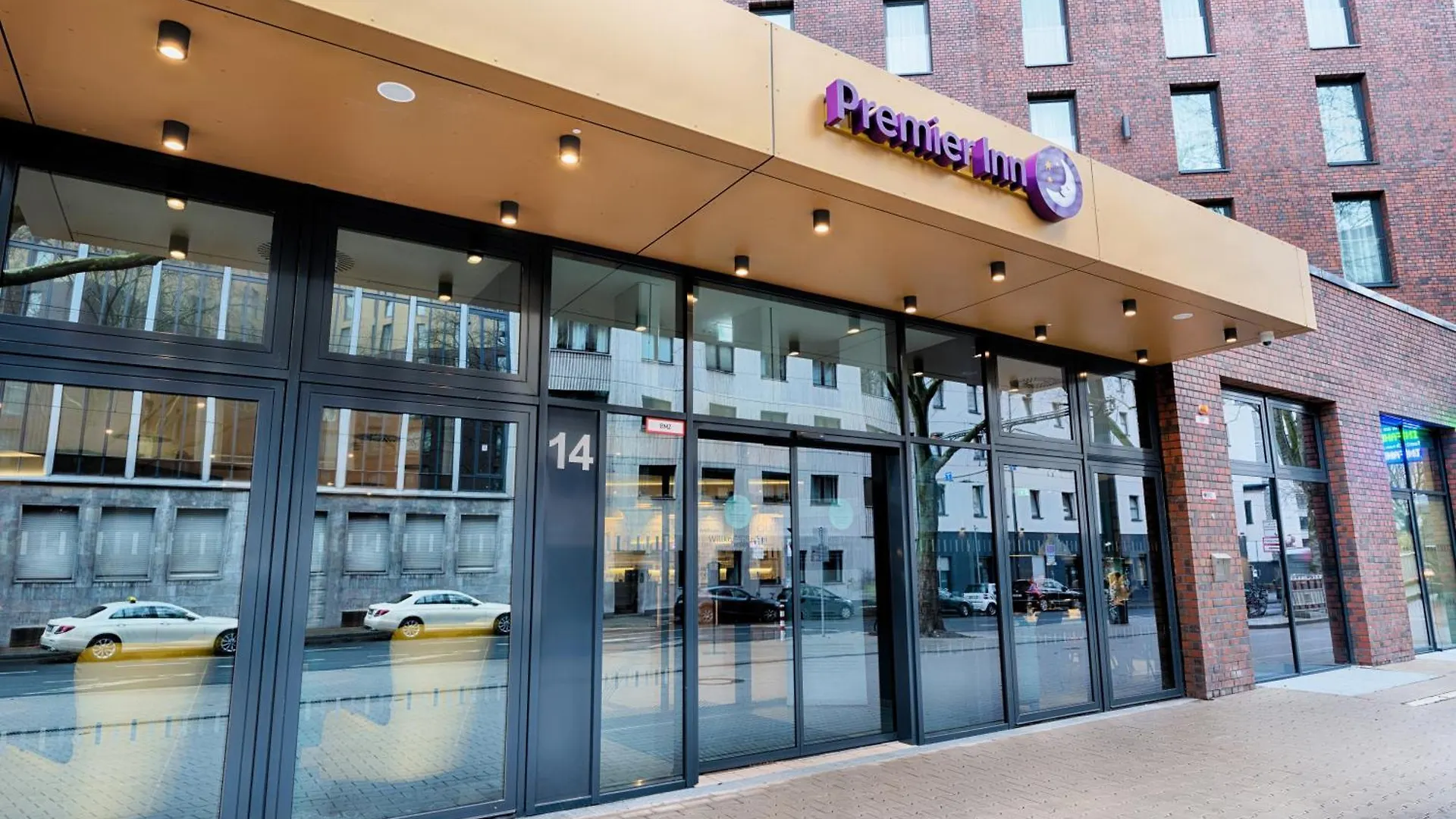 Premier Inn Duesseldorf City Friedrichstadt 3*, Düsseldorf Alemania